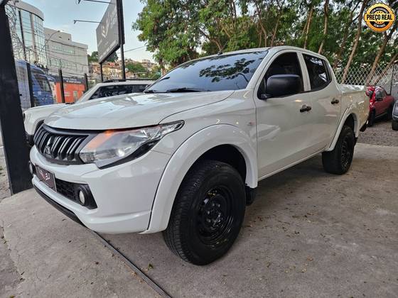 MITSUBISHI L200 TRITON 2.4 16V TURBO DIESEL GL CD 4X4 MANUAL